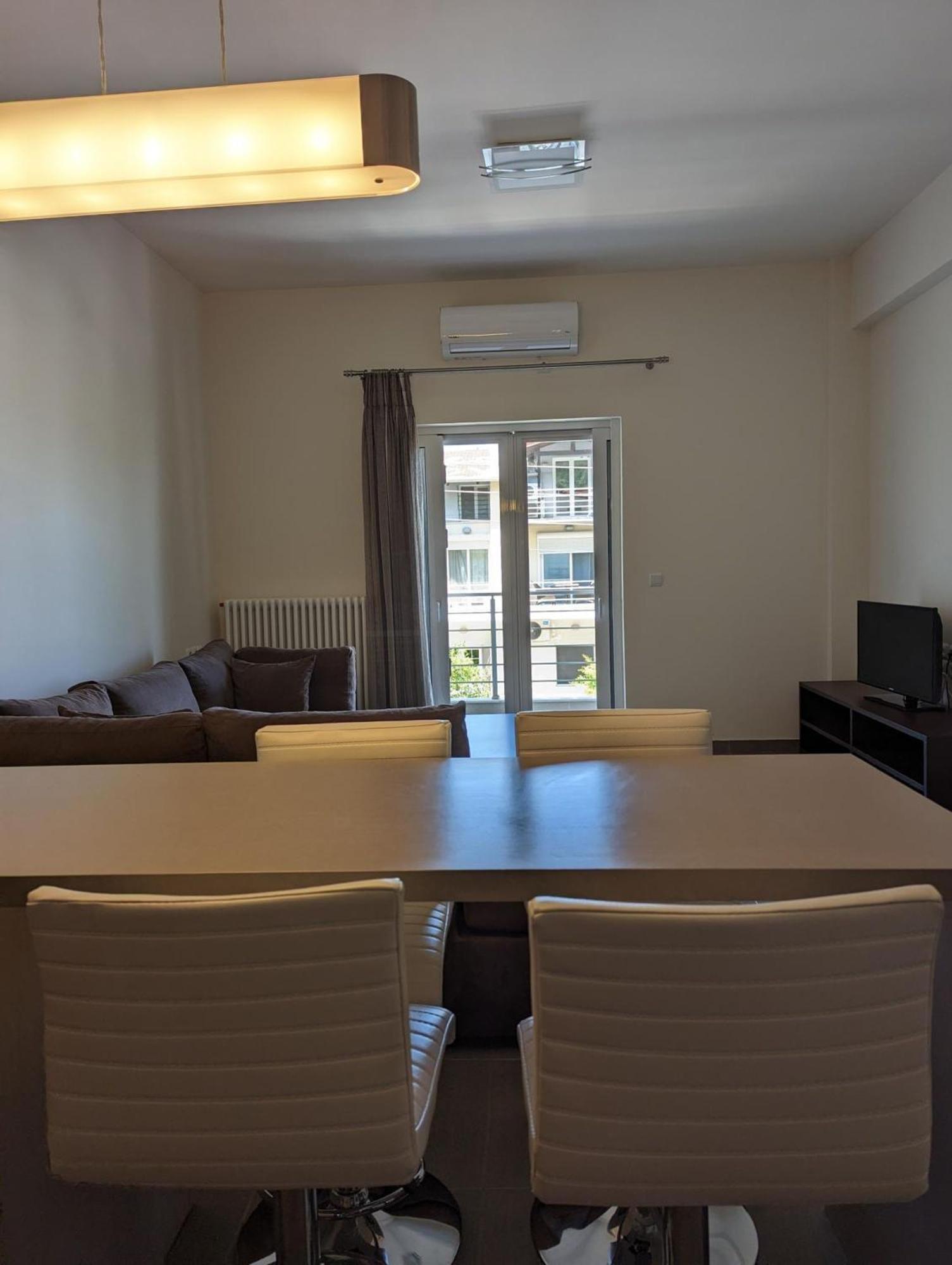 Samaras Apartments In Kamena Vourla Eksteriør billede